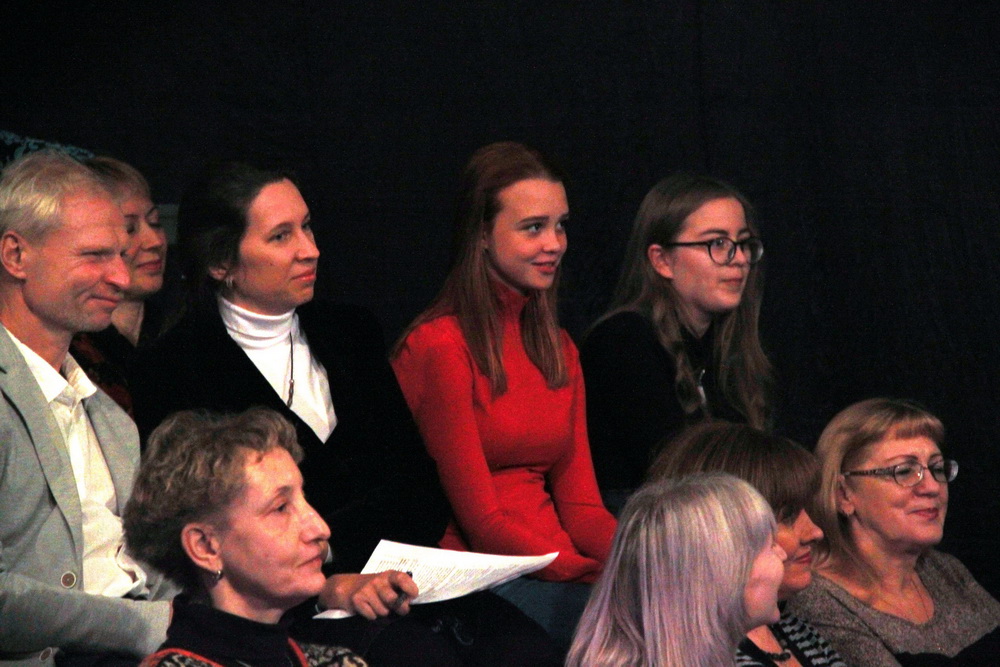 11 25 dramaclub 1